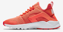 Кроссовки женские Nike Huarache на каждый день оранжевые